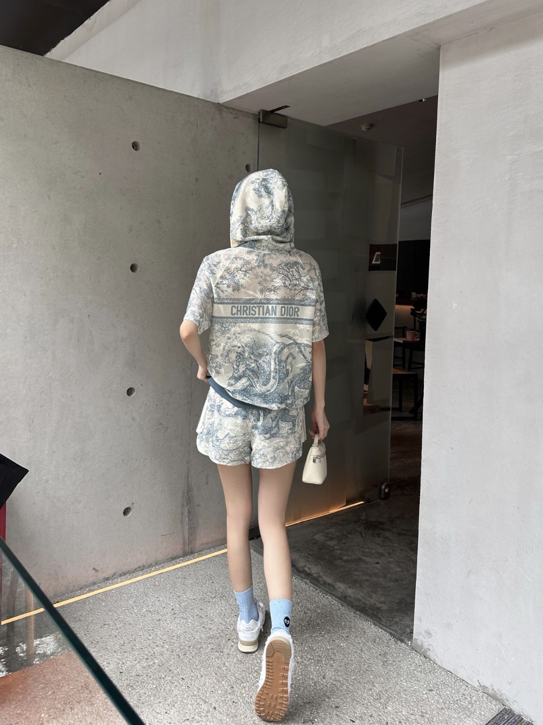 421dd6bde23b6b7f857adcc9a1ff3232_1714988838_7037.jpg