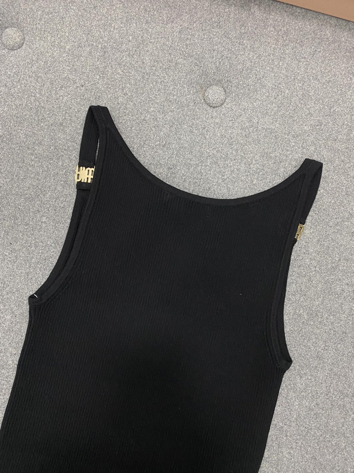 d20f88a73d22ad37342359ac4daccf3d_1716782035_0418.jpg