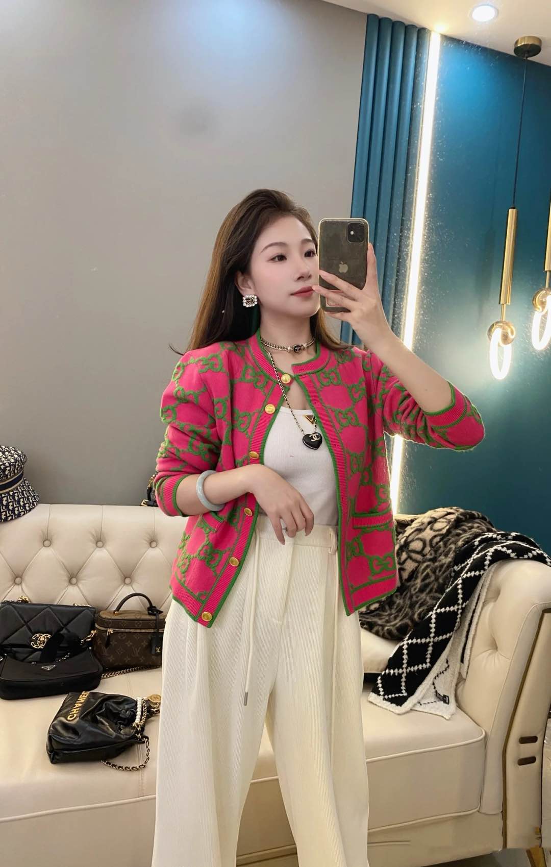 f06cd160cc3d55e4c011d6986a929cc8_1759280083_8178.jpg