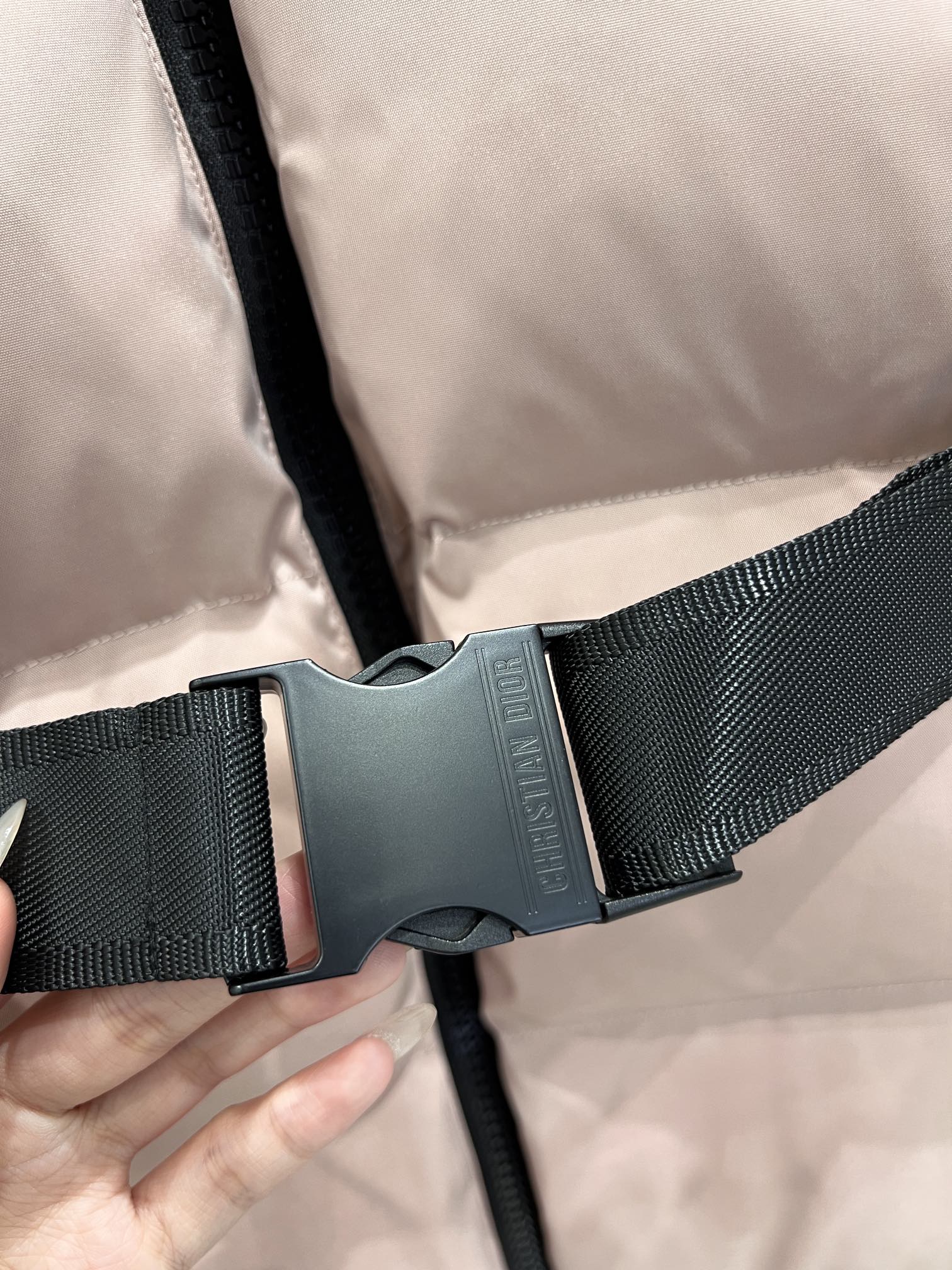 fad7d4d063e33c3293252a5c5e9e27e2_1762396498_4811.jpg