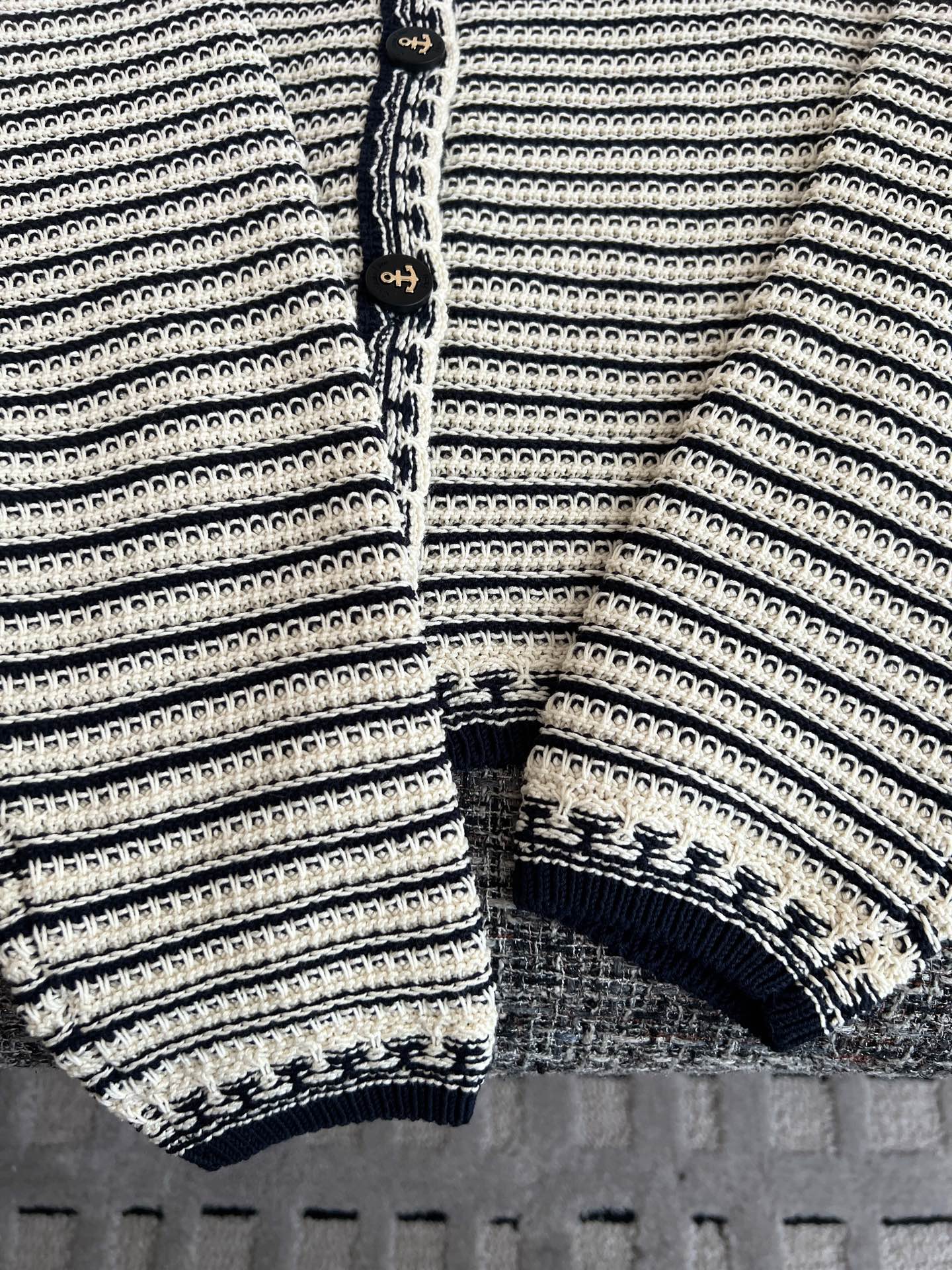 c74d7c775f31d9e43f1e5bfb2a7102d4_1765515574_8166.jpg