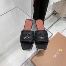 로로피아나 슬리퍼