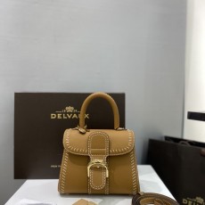 델보 브리앙미니