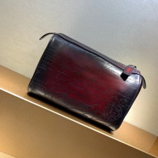 벨루티 클러치