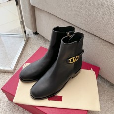 발렌티노 부츠