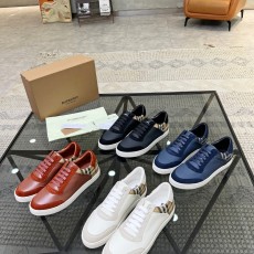 버버리 스니커즈