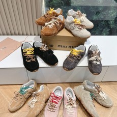 미우미우 스니커즈