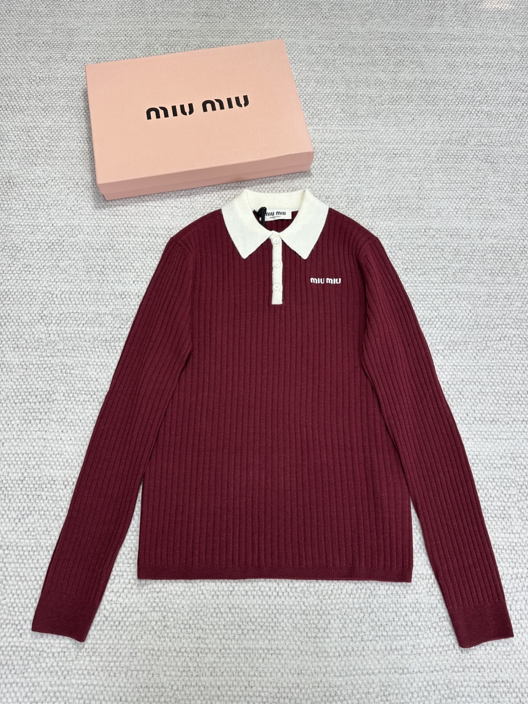 미우미우 니트