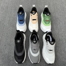 로에베 스니커즈