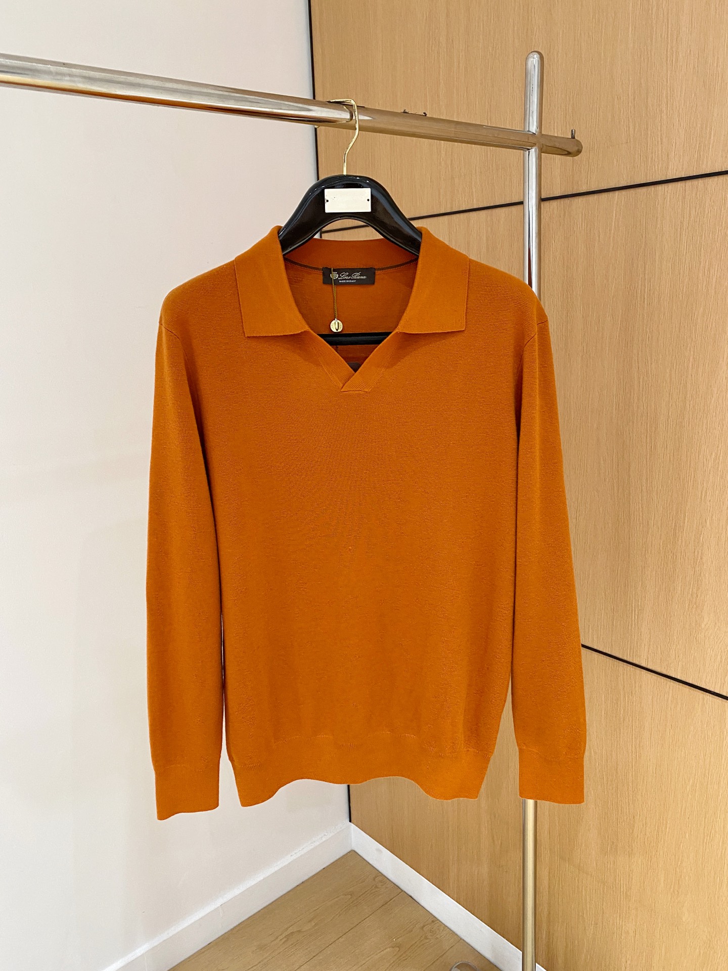 로로피아나 니트
