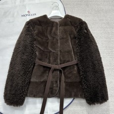 몽클레X 패딩