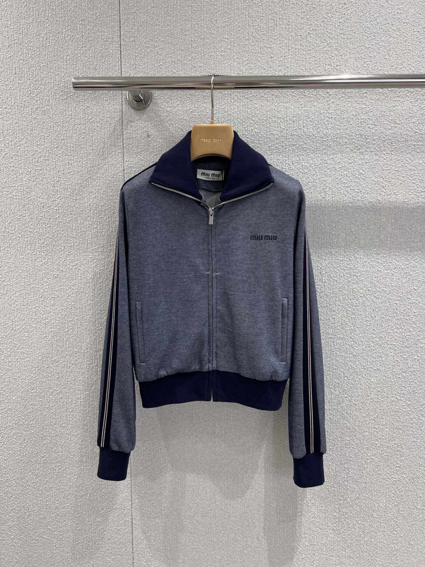 미우미우 자켓