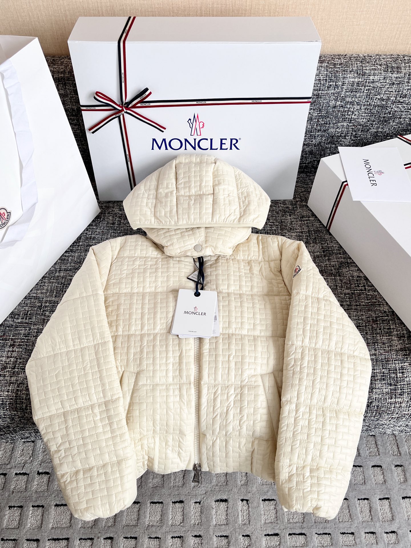 몽클XX 패딩