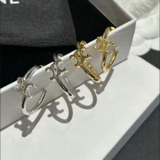 셀린느 귀걸이