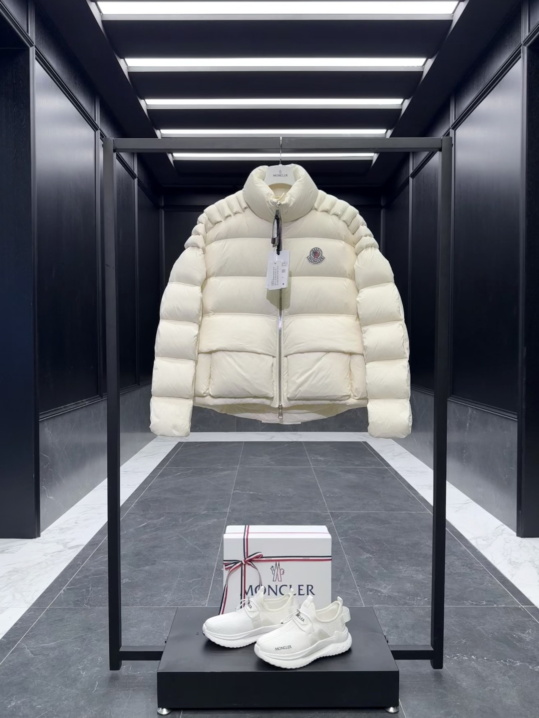 몽클XX 패딩