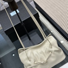 프라다 다다나파가죽핸드백