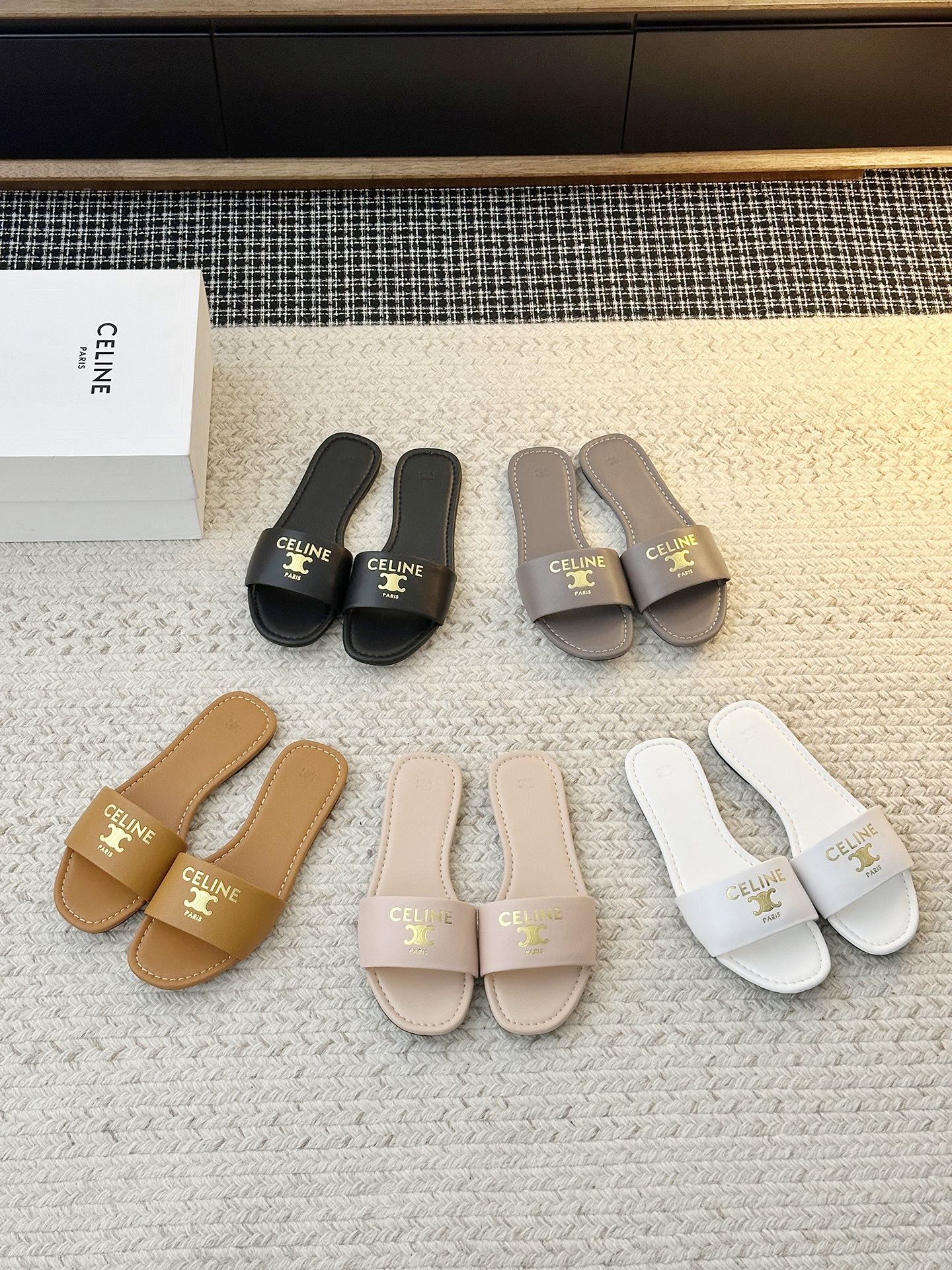 셀린느 슬리퍼(여성)