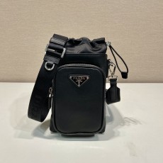 프라다 폰케이스크로스백